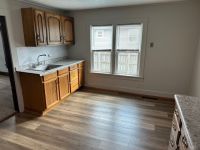409 N Smith